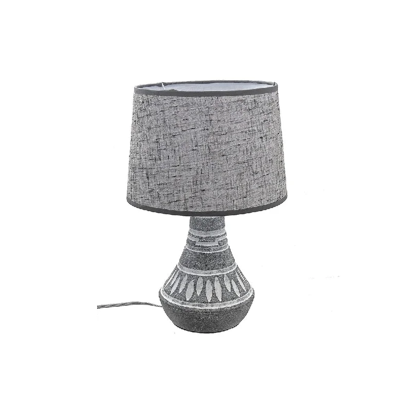metal table lamps with a matte black finish for a sleek appearancemetal table lamps with a matte black finish for a sleek appearanceCeramic Table Lamp With Shade (Ashton)